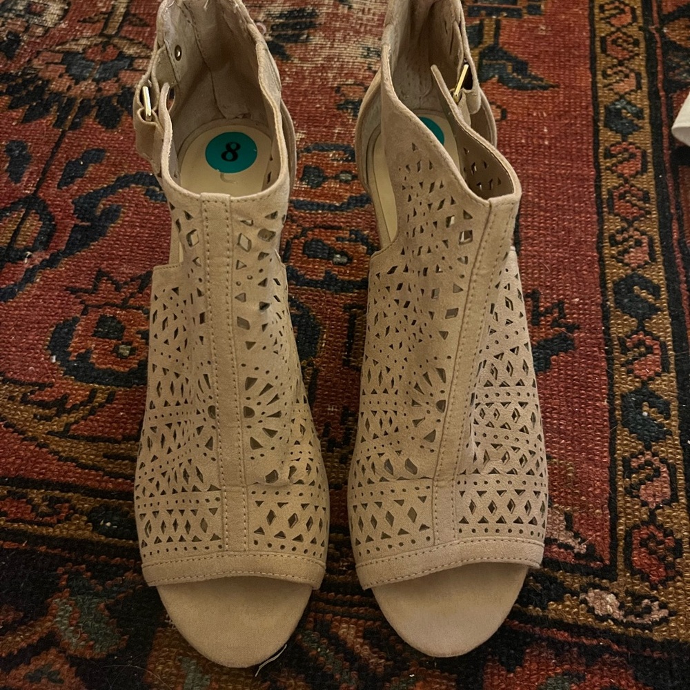 Unisa Beige Women's Heel Sandals